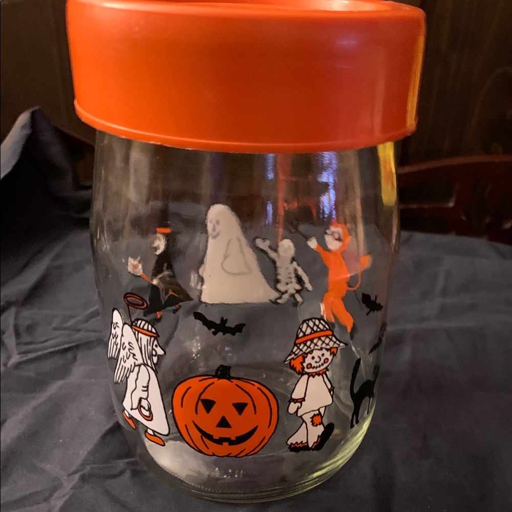 COPY - Vint Halloween Candy Jar & lid Carlton Gla…